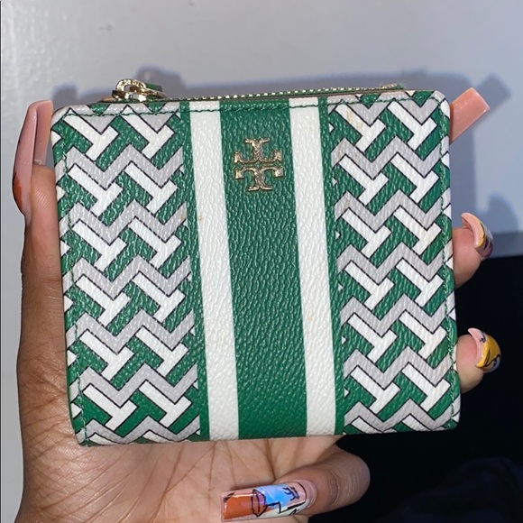 Tory Burch Handbags - Tory Burch mini wallet